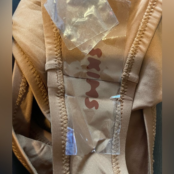 Skims bikini bottoms- almond - Picture 3 of 9